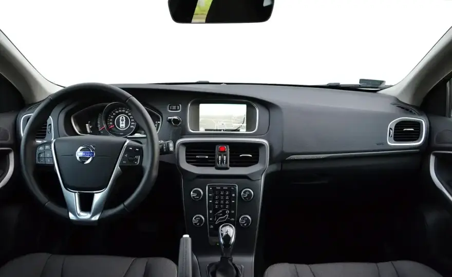 Volvo V40 - opinie, plusy, minusy i najlepsze wersje