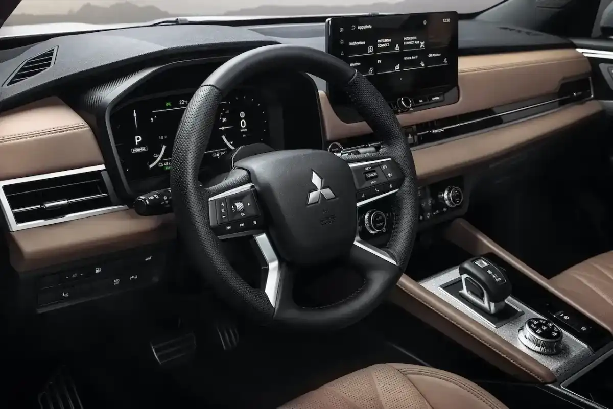 Mitsubishi Outlander PHEV - opinie, wady i realny sens zakupu